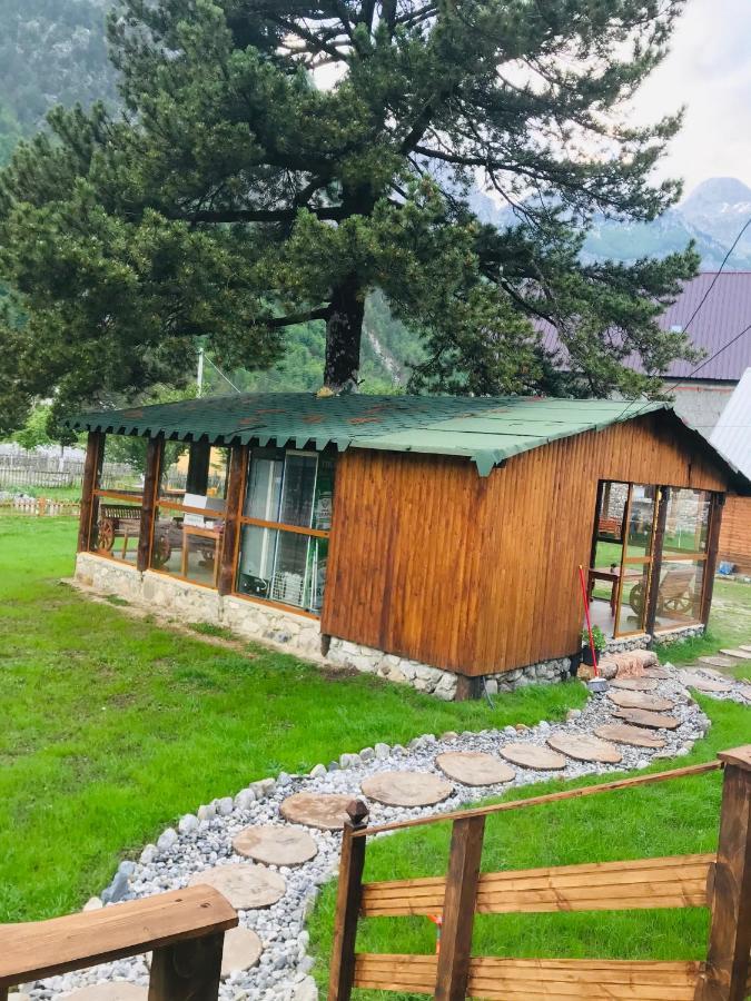 'Gurra Family' Guesthouse Тети Экстерьер фото